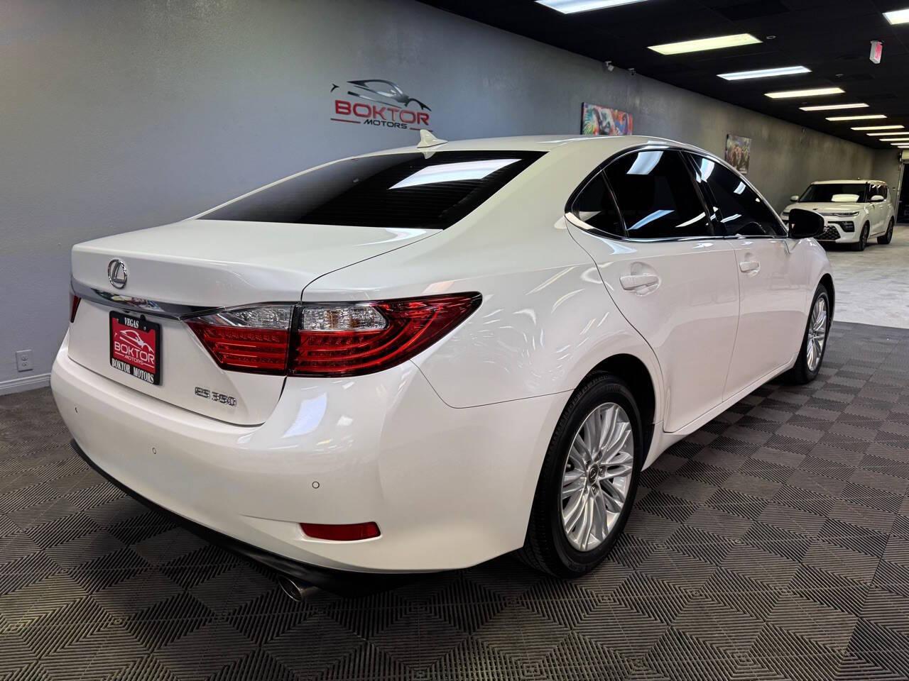 2014 Lexus ES 350 photo 12