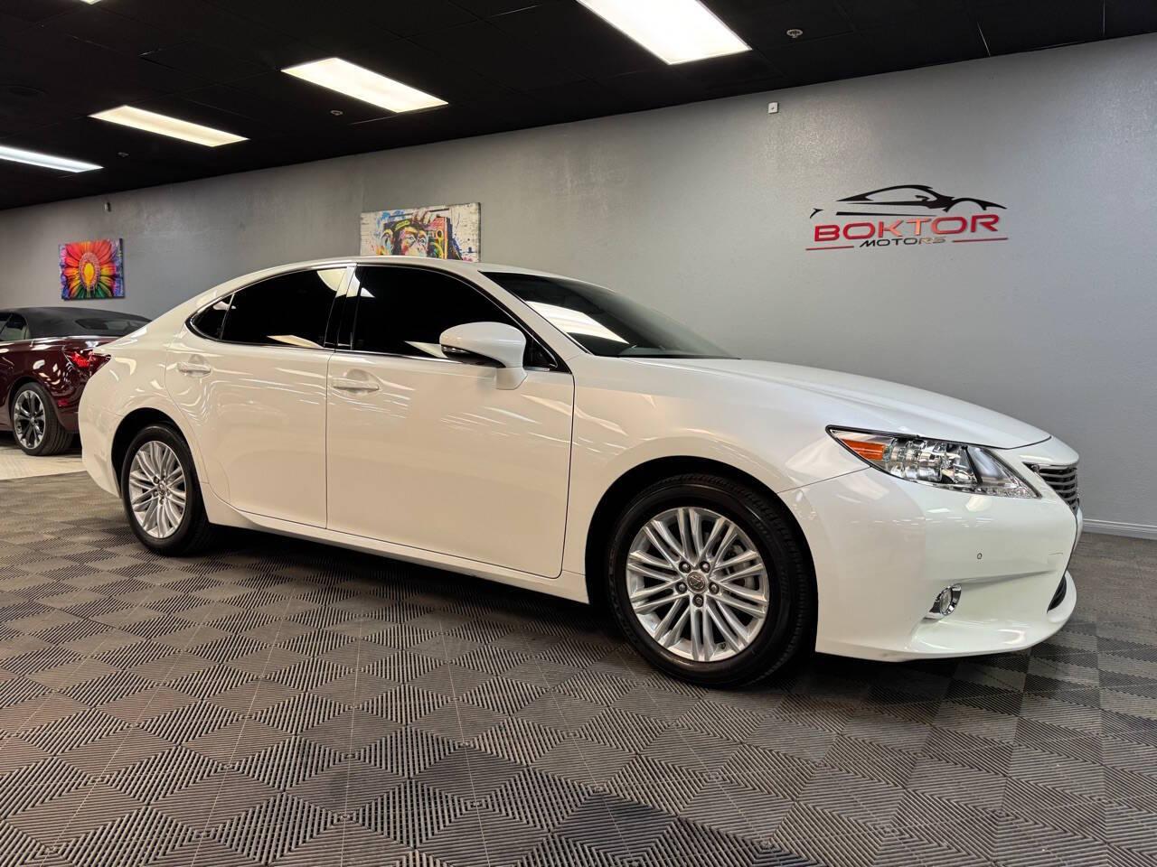 2014 Lexus ES 350 photo 2