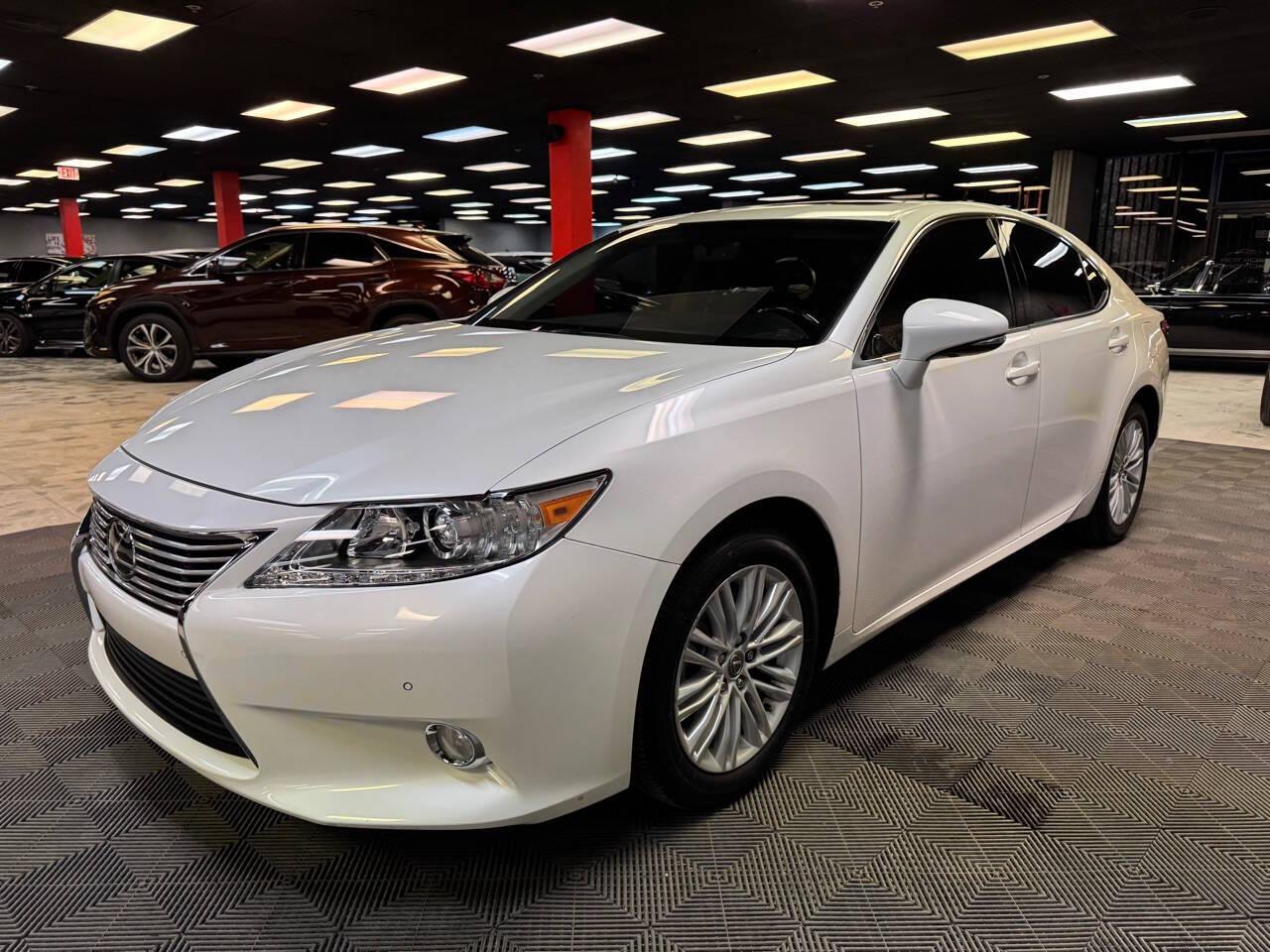 2014 Lexus ES 350 photo 6