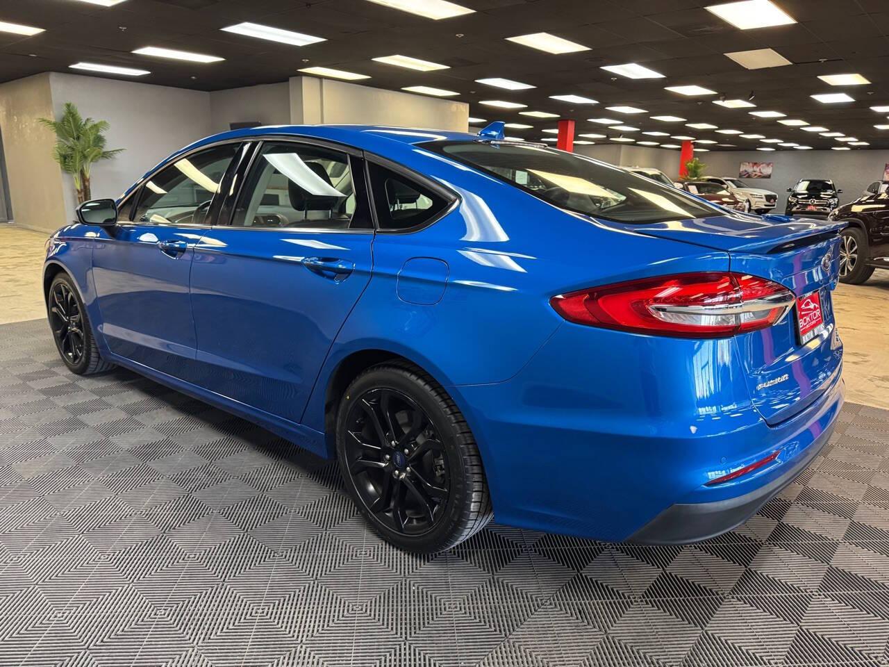 2020 Ford Fusion SE photo 10