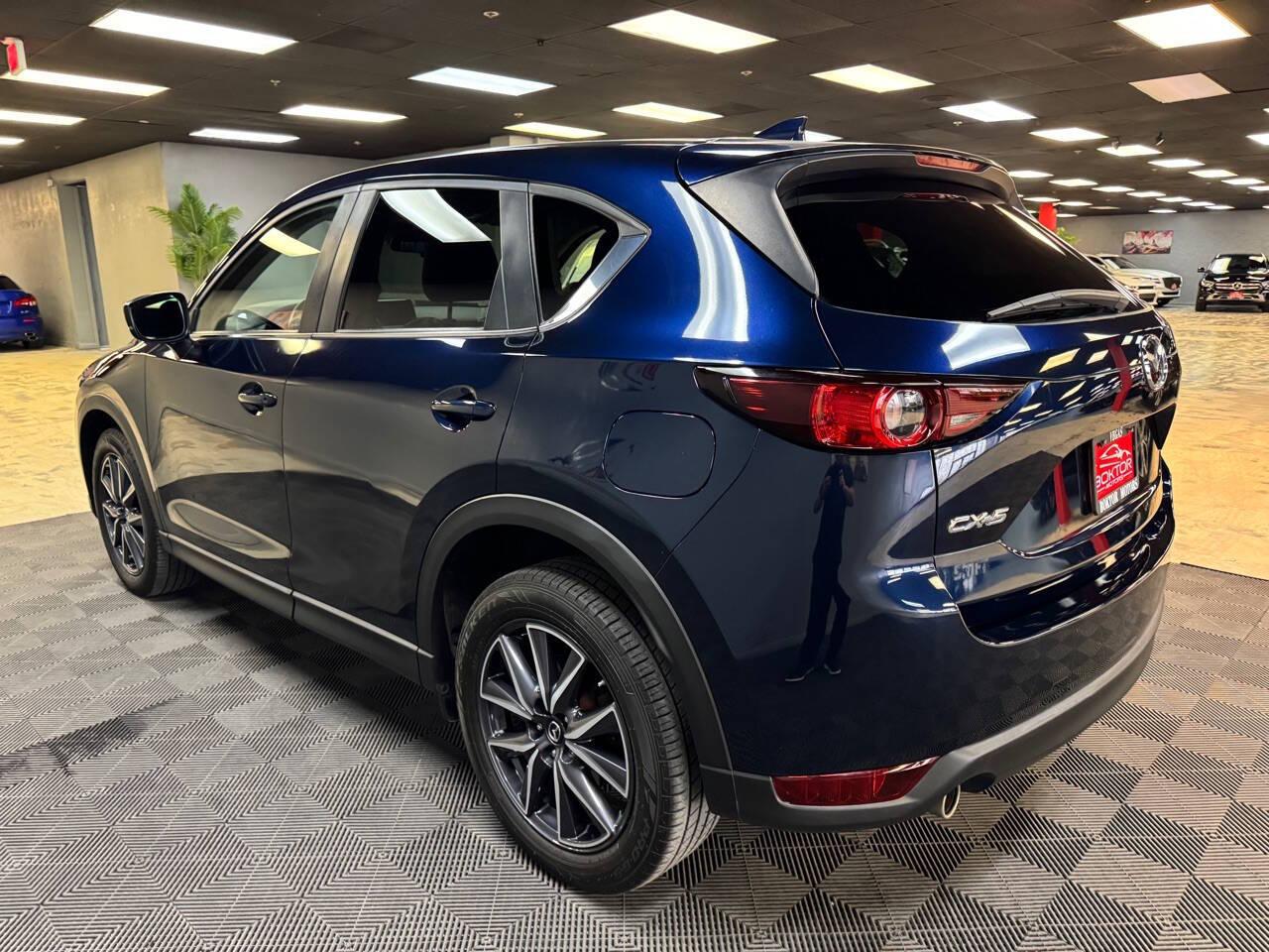 2018 Mazda CX-5 Touring photo 10