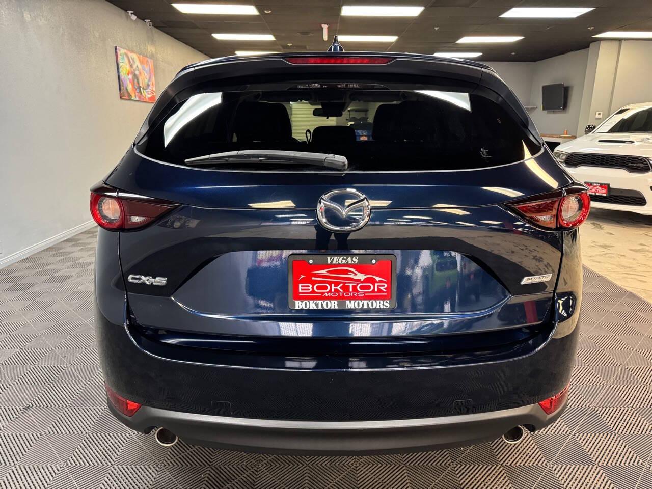 2018 Mazda CX-5 Touring photo 12