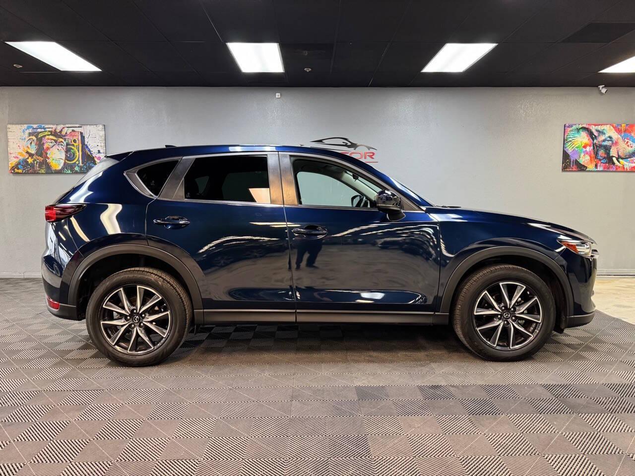 2018 Mazda CX-5 Touring photo 17