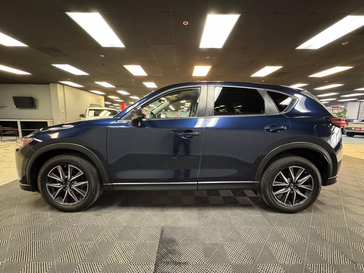 2018 Mazda CX-5 Touring photo 9