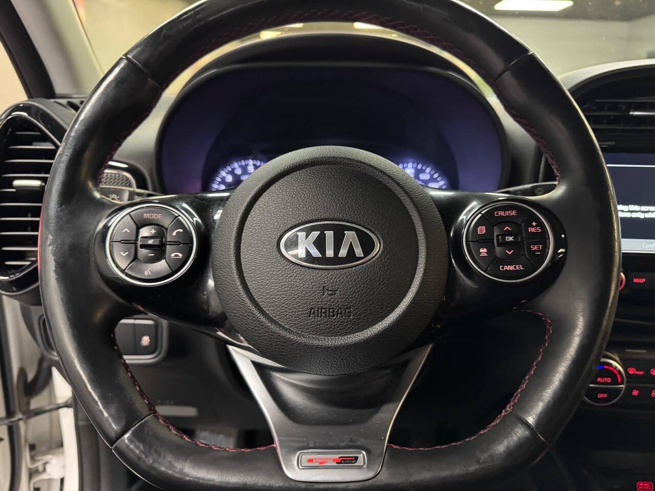 2020 Kia Soul GT-Line Turbo photo 23