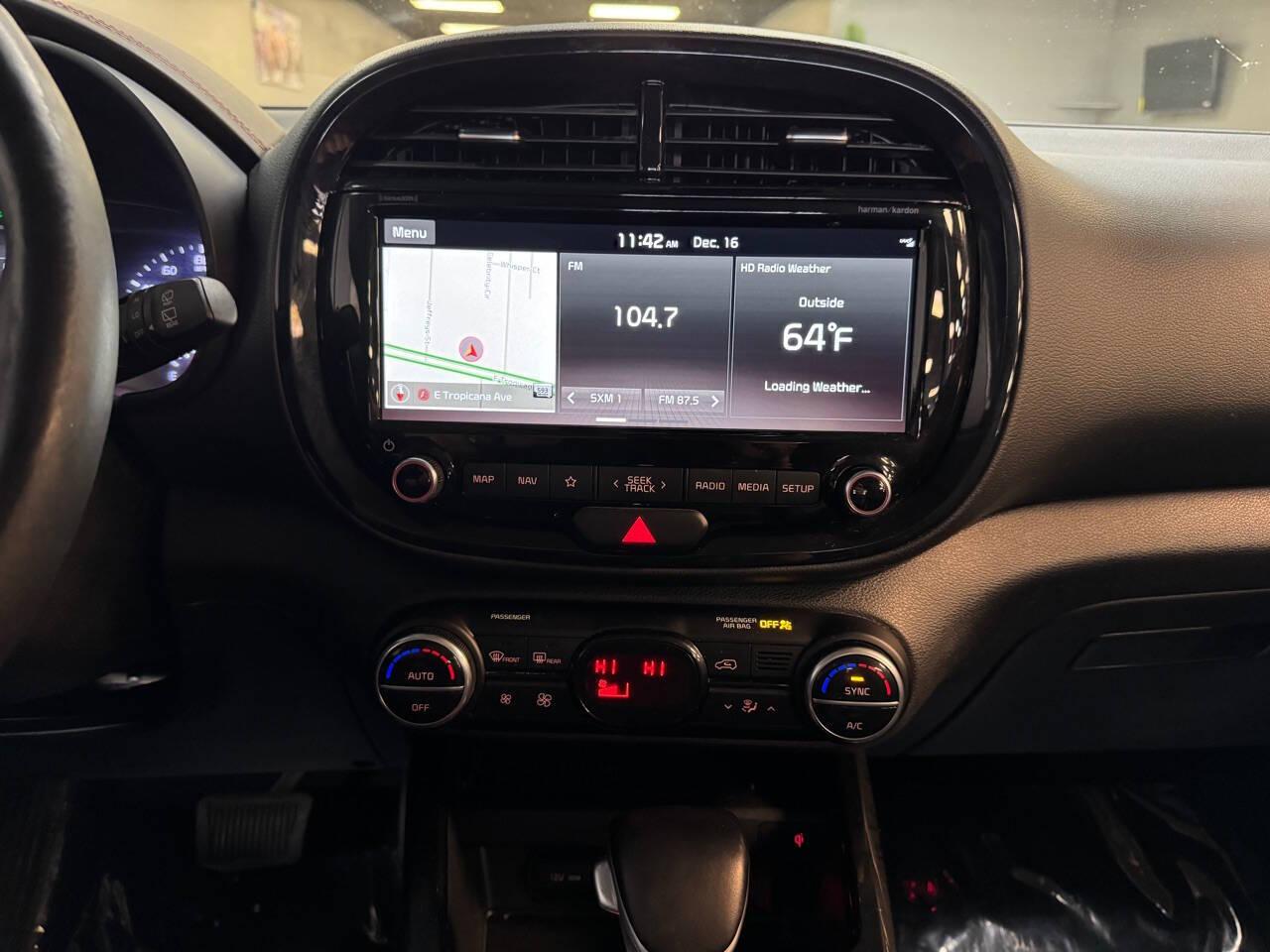 2020 Kia Soul GT-Line Turbo photo 25